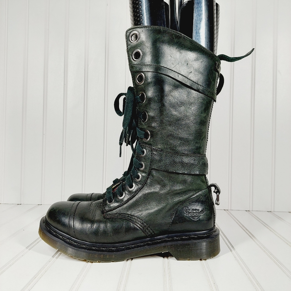 DR. MARTENS TRIUMPH FOLD OVER BOOTS